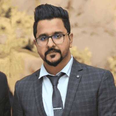 عضو الفريق - أسامة أختر